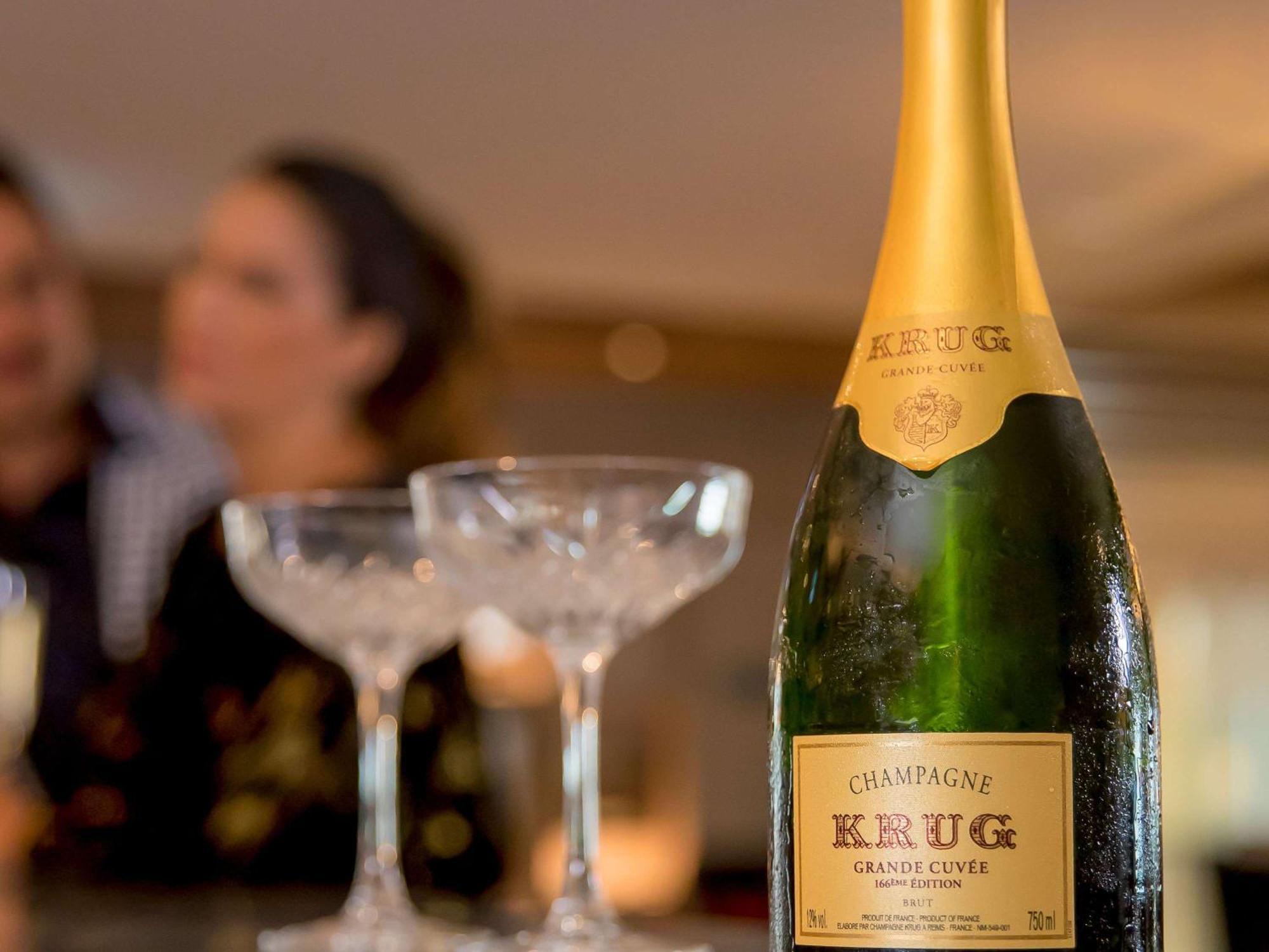 The William Inglis Mgallery Warwick Farm Eksteriør bilde A bottle of Krug Champagne