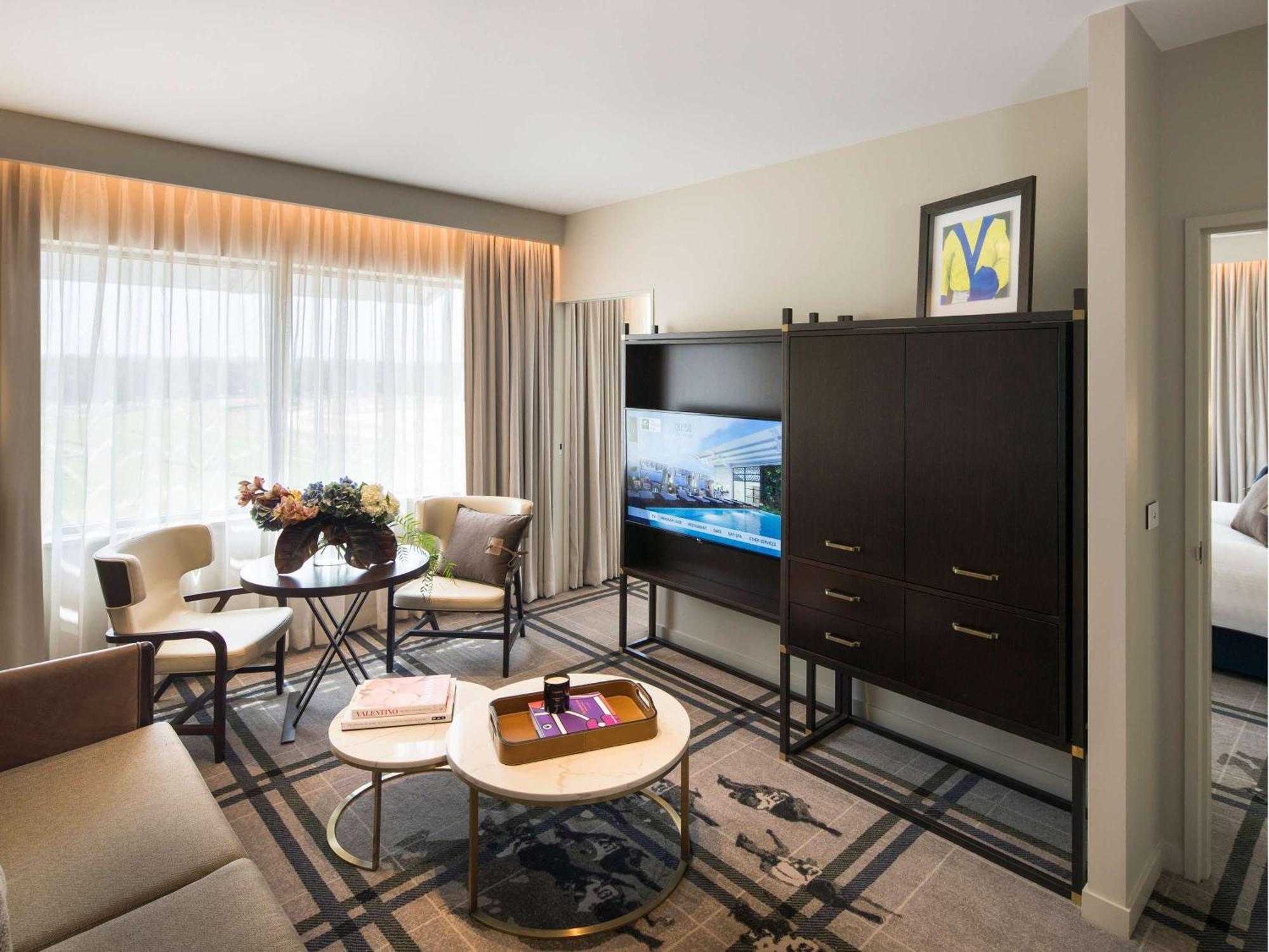 The William Inglis Mgallery Warwick Farm Eksteriør bilde A suite at the hotel